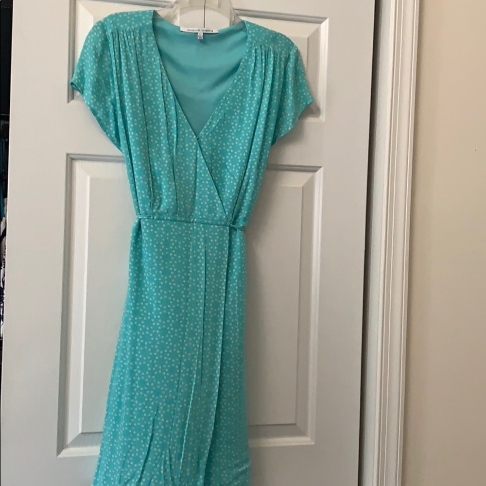 Short sleeve dress never worn
